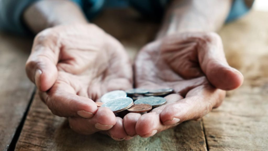 Cel mai greu an pentru 4 6 milioane de pensionari