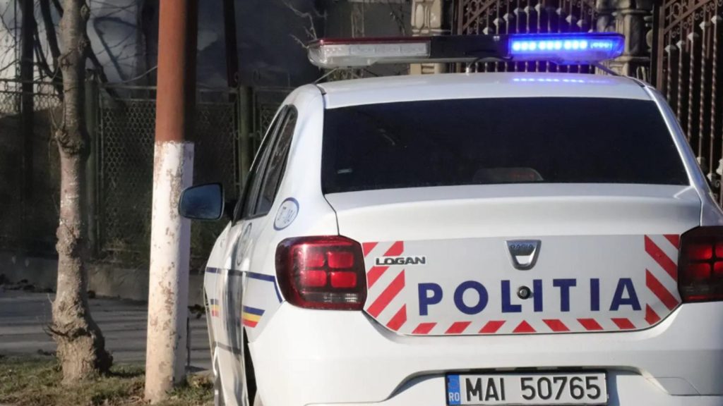 Accident in Vaslui pe DN 24 doua masini implicate un vehicul a luat foc