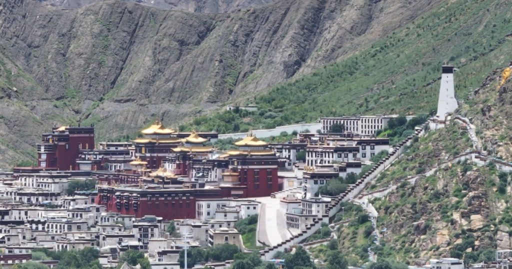Cutremur de 7 1 in Tibet 32 morti sute case distruse