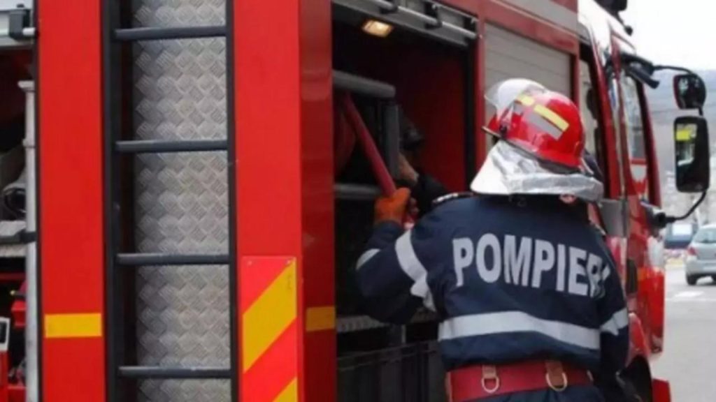 Incendiu intr un apartament din Piatra Neamt 8 persoane evacuate