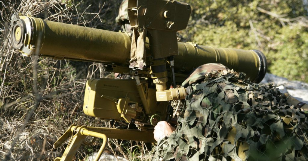 Israel vrea sa trimita Ucrainei armamentul sovietic confiscat