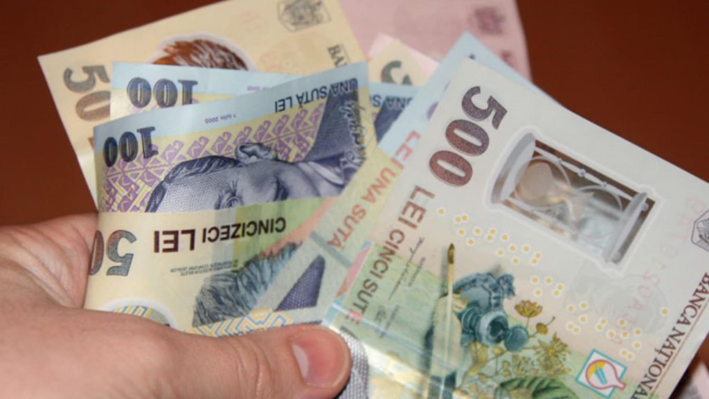 Vesti bune pentru romanii cu credite Ratele ar putea scadea in 2025 de ce depinde