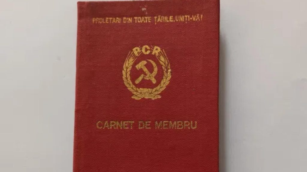 Pretul carnetelor de partid vandute de romani dinainte de Revolutie UnIi sustin ca au cotizat pana in octombrie 1989