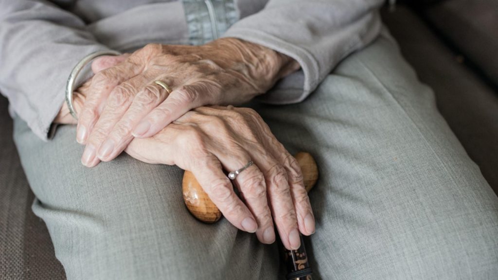 10 obiceiuri zilnice care iti scurteaza viata