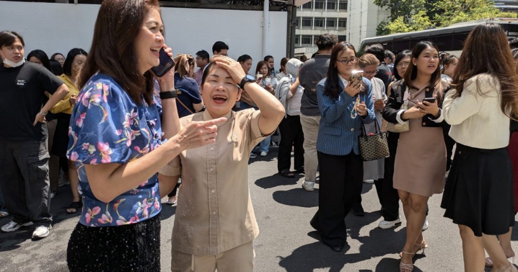 Cutremur puternic de 7 7 in Myanmar resimtit in Thailanda