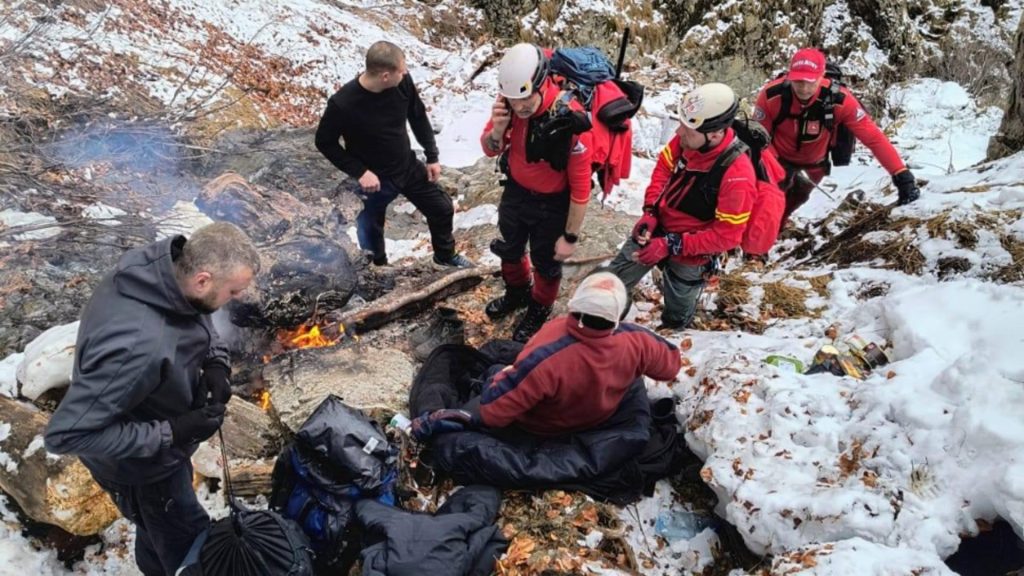 Salvare contracronometru in Maramures 3 ucraineni recuperati