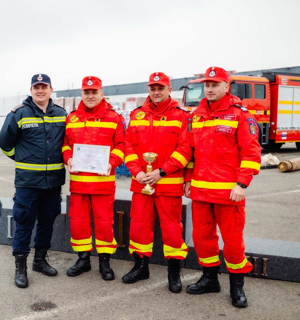 Campioni la salvarea vietilor Pompierii bihoreni primii la ajutor calificat