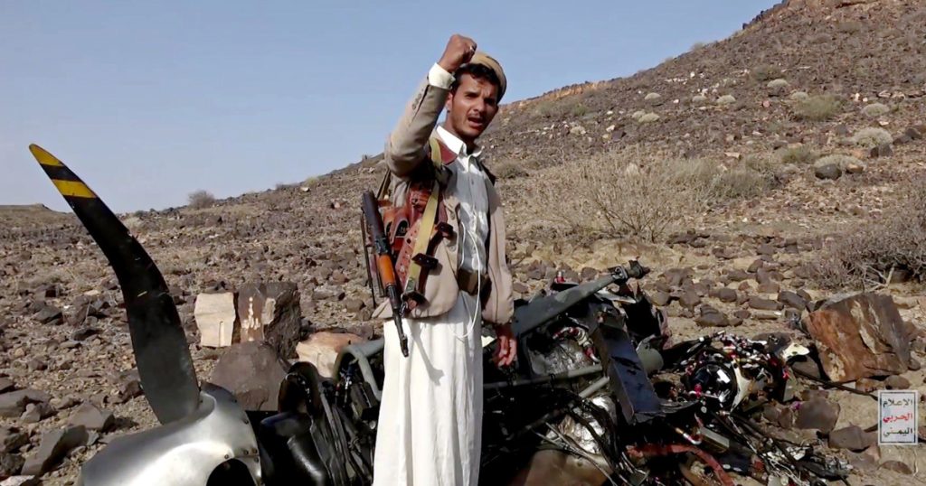 Departe de a fi intimidati de loviturile aeriene americane rebelii houthi din Yemen ar putea continua