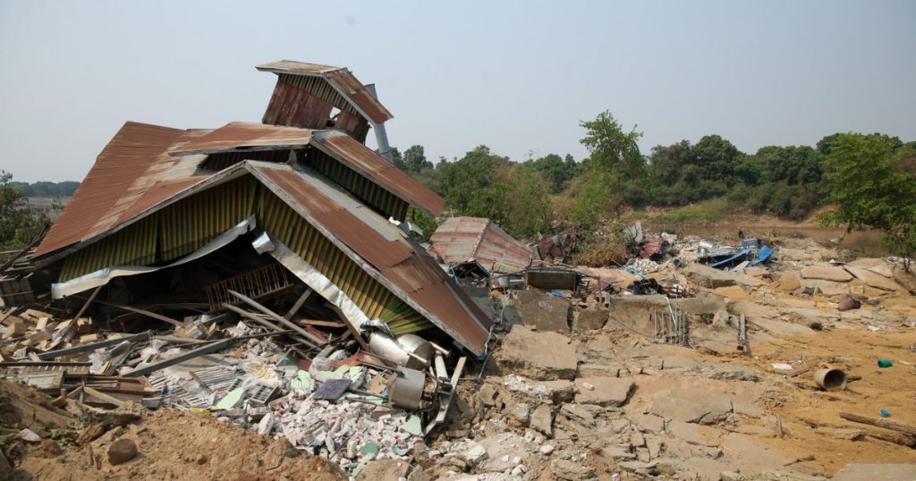 Dupa cutremur ploile din Myanmar ingreuneaza ajutorul