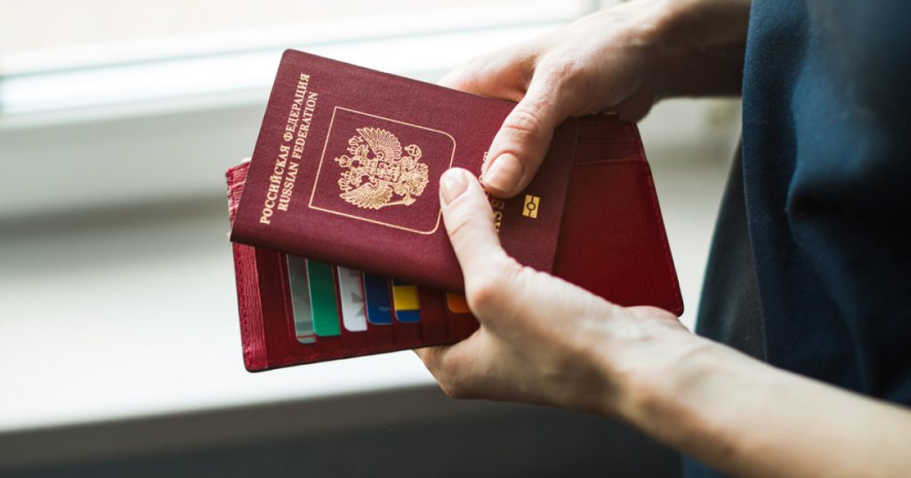 Franta respinge cereri de viza din Rusia temandu se de spioni