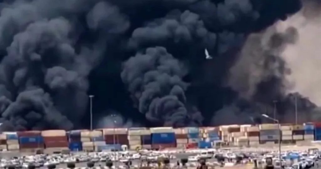 Iran acuza neglijenta pentru explozia din portul major