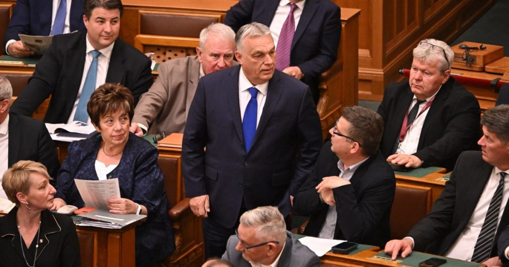 Marsurile Pride interzise prin Constitutie in Ungaria Orban Persoane cu comportamente sexuale netraditionale se afiseaza pe strada