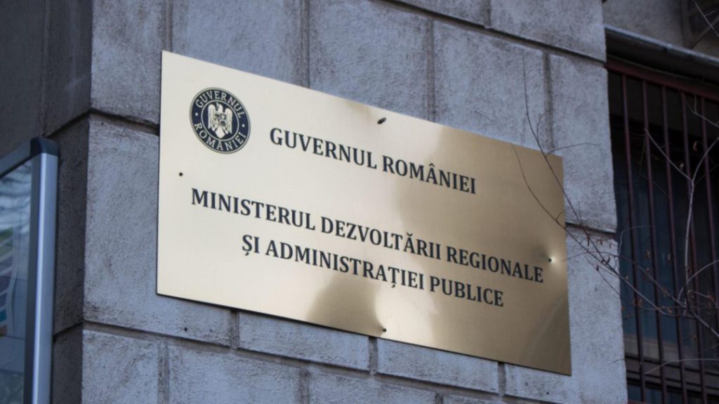 Ministerul Dezvoltarii a alocat 40 milioane lei pentru consolidarea a 4 scoli