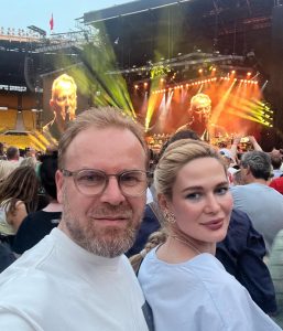 Sotii Udroiu Judecatori corupti concert secta gardner