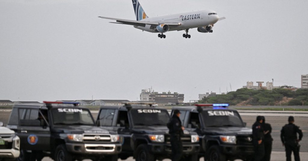 Cea mai ieftina metoda de a parasi SUA Trump ofera bani imigrantilor