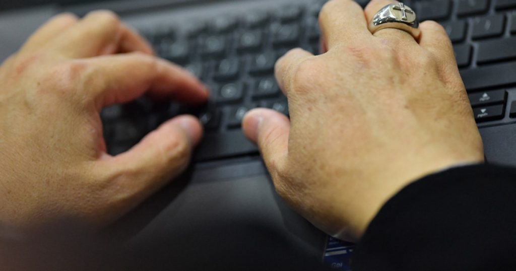 Garda Elvetiana digitala apara Vaticanul de hackeri