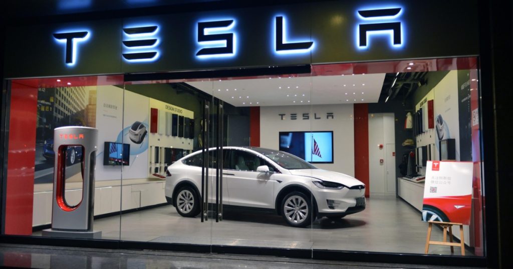 Inca o luna cu vanzari Tesla prabusite in Europa