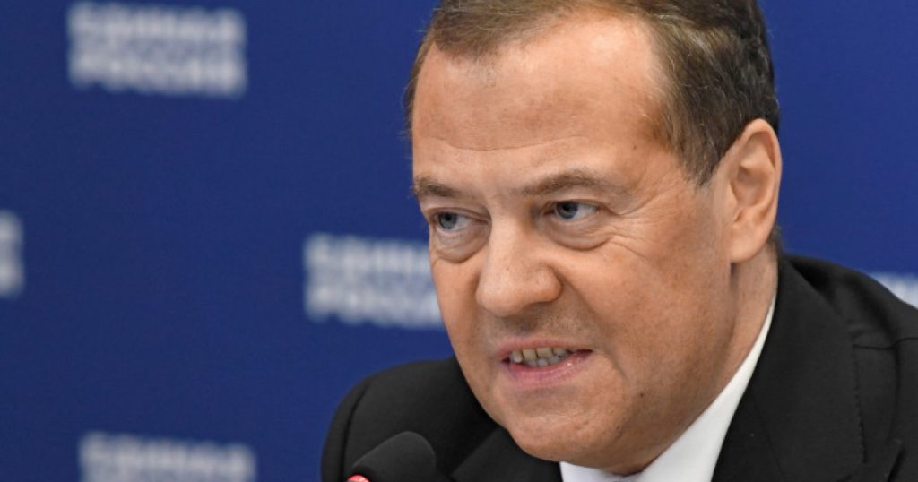 Medvedev ameninta Kievul si aliatii Capitulare neconditionata pentru Ucraina