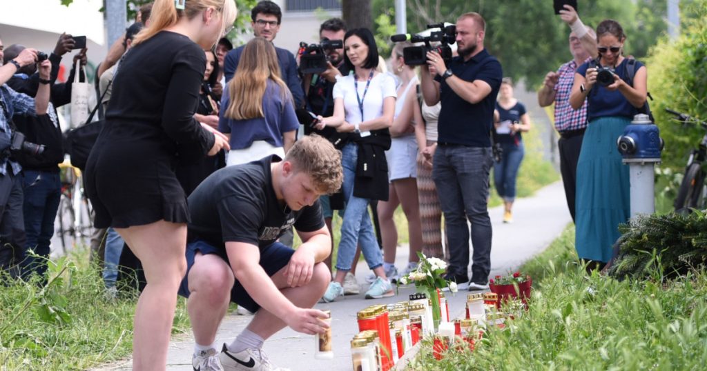 Elevul roman ranit in Austria operat de urgenta