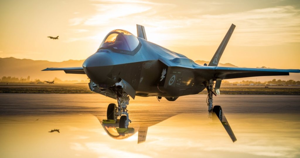 Executivul britanic vizeaza achizitionarea de avioane nucleare