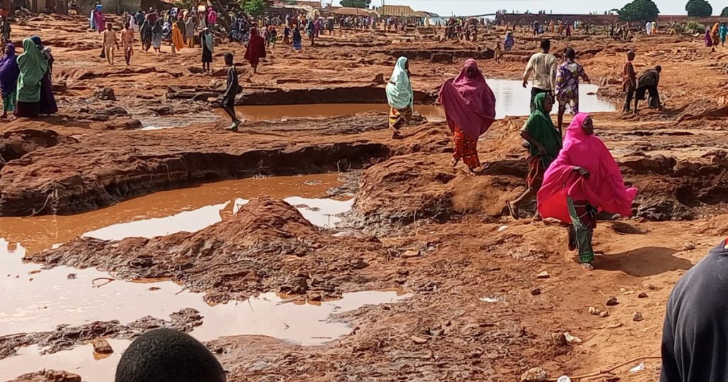 Inundatii devastatoare in Nigeria 200 de morti
