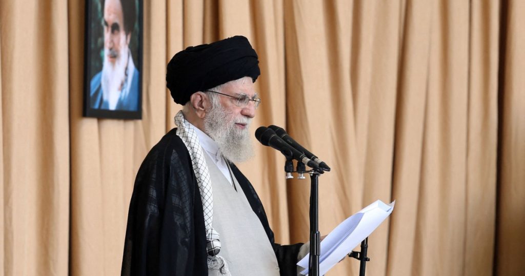 Iranul are sanse mai mari sa construiasca o bomba nucleara dupa atacurile israeliene