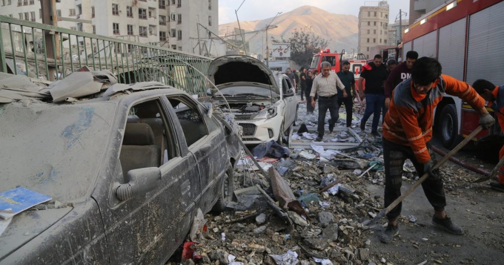 Reversul medaliei Atacul Israelului starneste sentimente anti regim in Iran