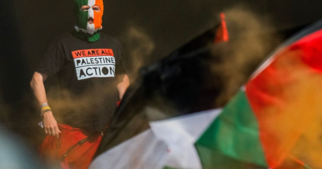 Scandal la Festivalul Glastonbury Mesaje anti Israel pe scena