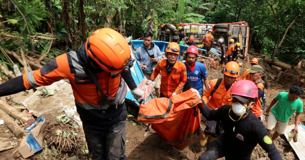 Alunecarile de terren devasteaza Indonezia trei morti opt raniti