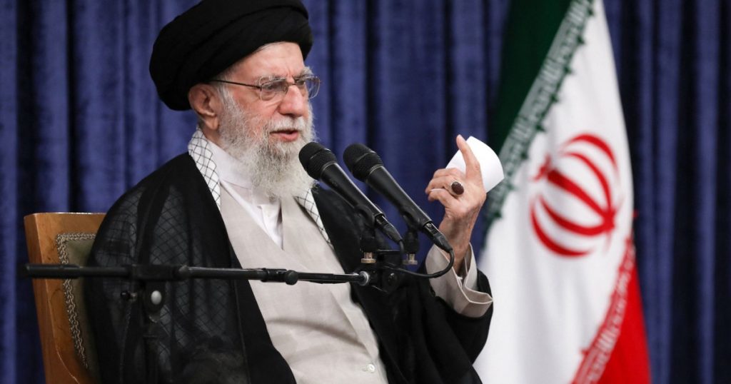 Ayatollahul Ali Khamenei acuza Israelul de atacuri in iunie