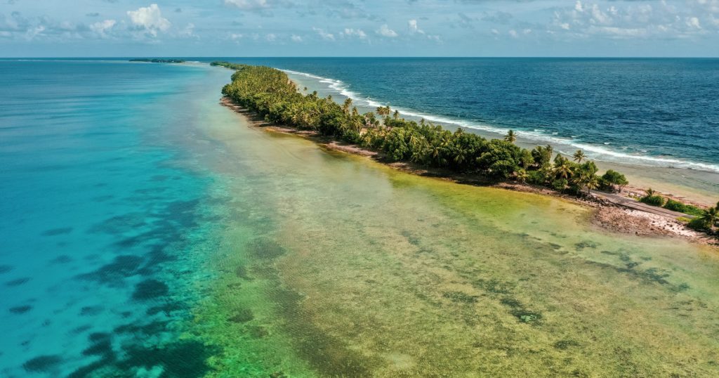 Peste 80 dintre locuitorii Tuvalu cer vize pentru Australia
