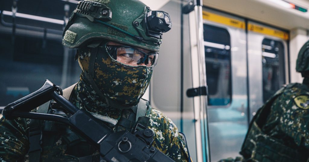 Rachete Stinger si grenade la metrou trupele taiwaneze pregatesc invazia chineza