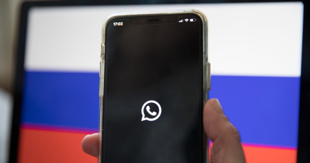 Rusia isi creeaza aplicatie de mesagerie WhatsApp in pericol