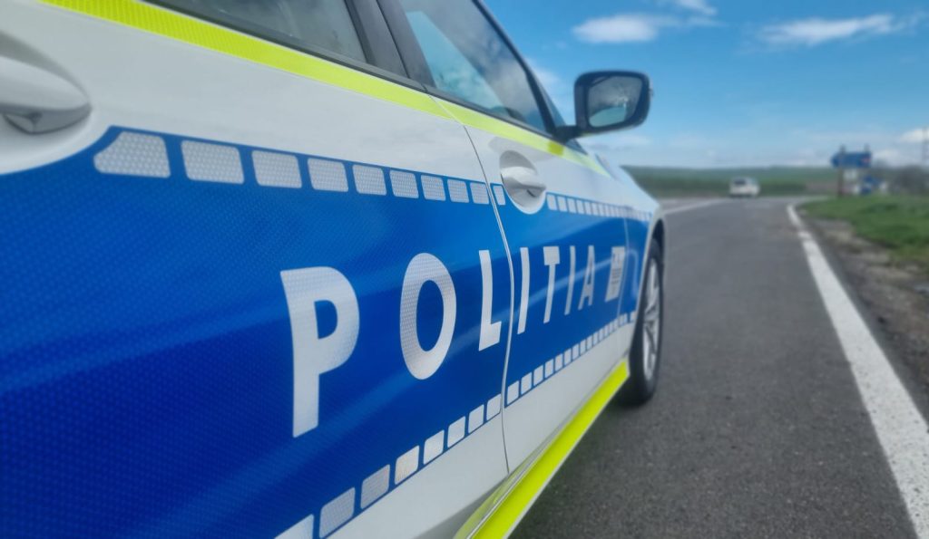 A fugit de policie prin noroi dar a fost prins