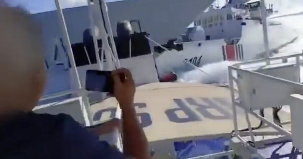incident maritim nave militare chineze s au ciocnit in sud