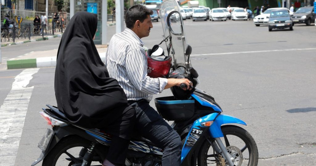 legea istorica pentru femei in tara motocicletelor
