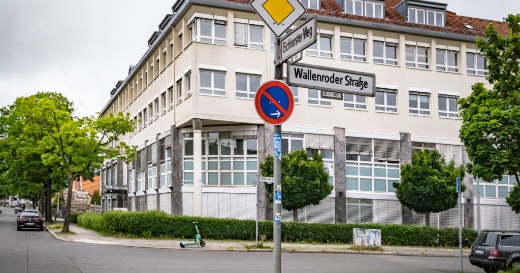 AfD partid extremist german dat afara din sediul din Berlin