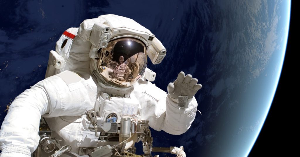 Am nevoie de oxigen O femeie a pierdut bani dupa ce s a indragostit de un escroc astronaut