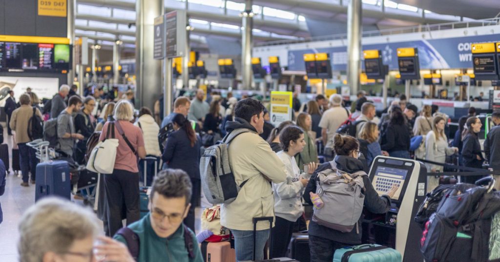 Cum au blocat hackerii aeroporturile europene