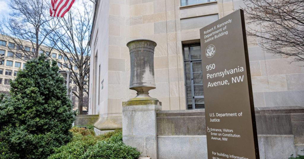 Departamentul de Justitie al SUA a sters documentul despre extrema dreapta radala