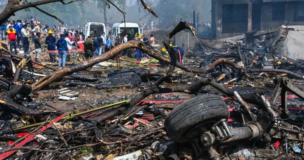 Familiile victimelor accidentului Air India actiuneaza Boeing si Honeywell