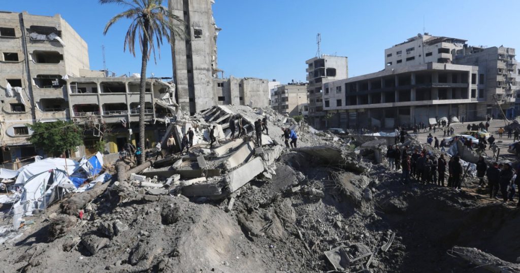 Ofensiva se intensifica Israelul a distrus cladiri in Gaza