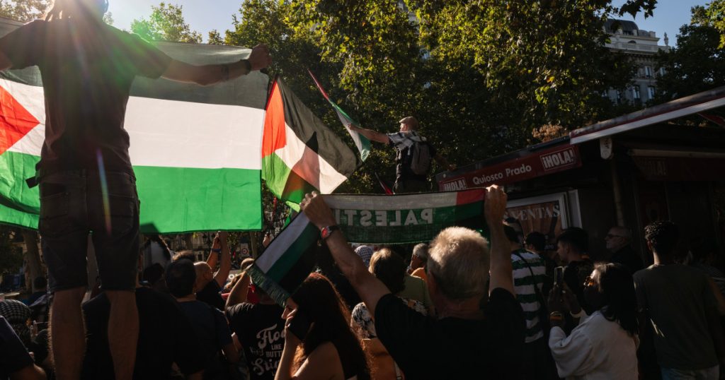 Premierul spaniol cere interzicerea participarii Israelului la competitii sportive