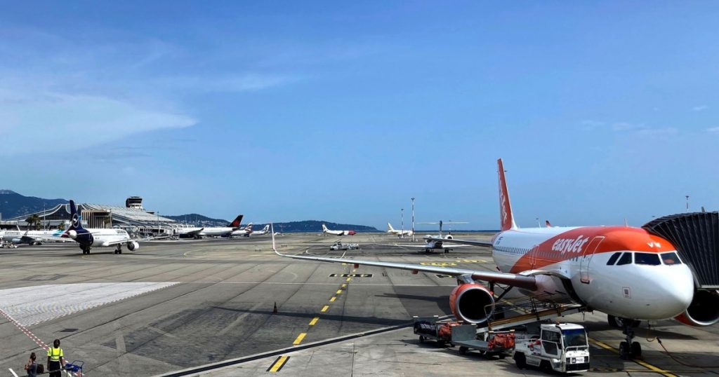 incident grav la aeroportul din nisa avioane aproape coliziune